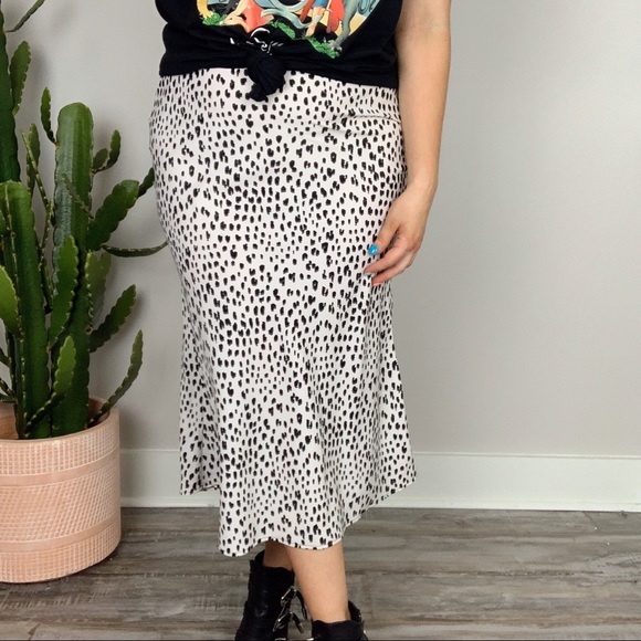 Meet Me In The Midi Speckled Skirt Small LAST ONE - Picture 6 of 8